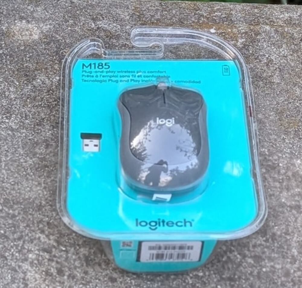 Logitech M185 Wireless Mouse Gray USB Receiver Plug Play Compact PC Mac